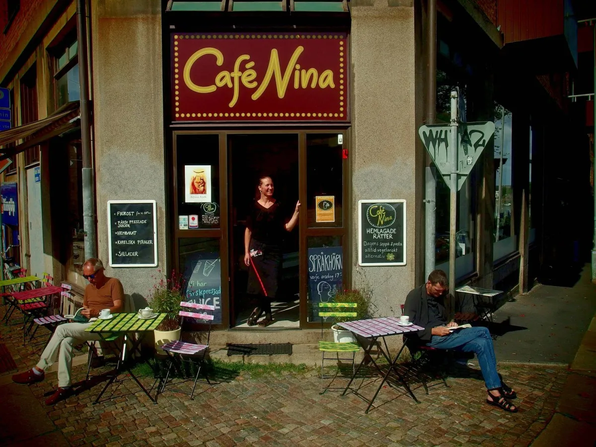 Nina Sinkkonen innostui suomen kielestä käytyään Karjalassa.