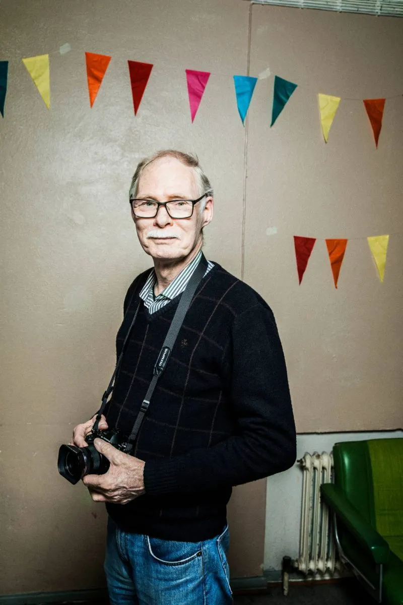Teppo Saaren arki on vapaaehtoistyötä ja valokuvaamista.