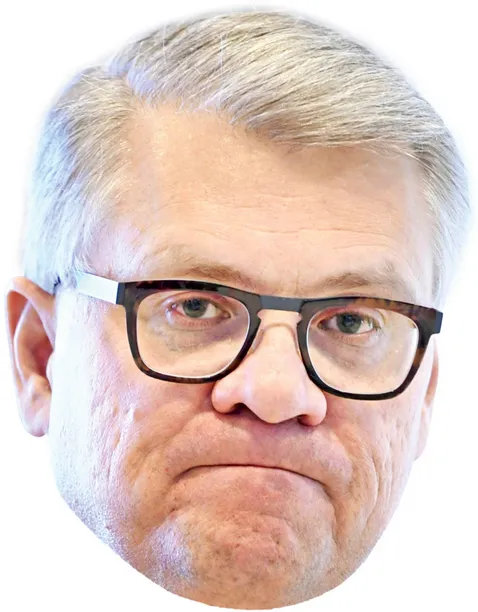 Pesonen. Päänavaaja.