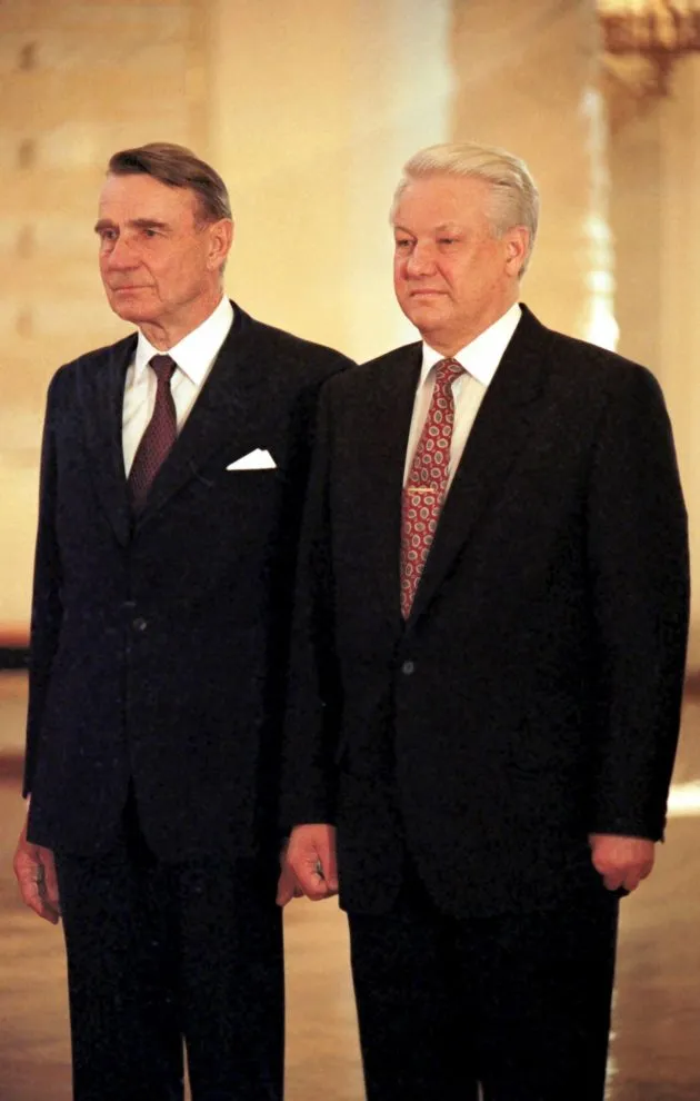 Presidentit Mauno Koivisto ja Boris Jeltsin tapasivat Moskovassa maaliskuussa 1993.