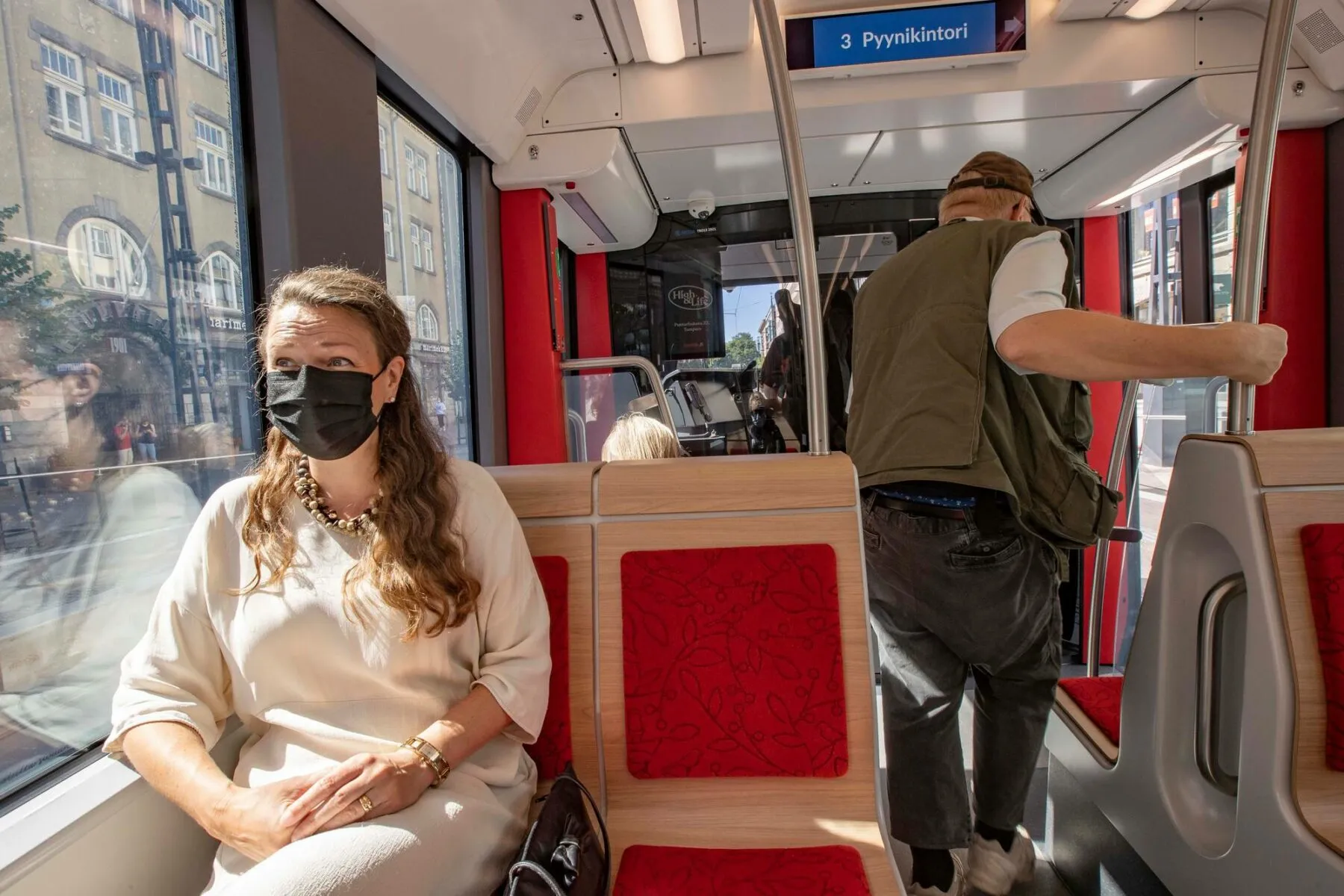 Anna-Kaisa Ikonen oli Tampereen pormestari, kun valtuusto päätti raitiotiestä.