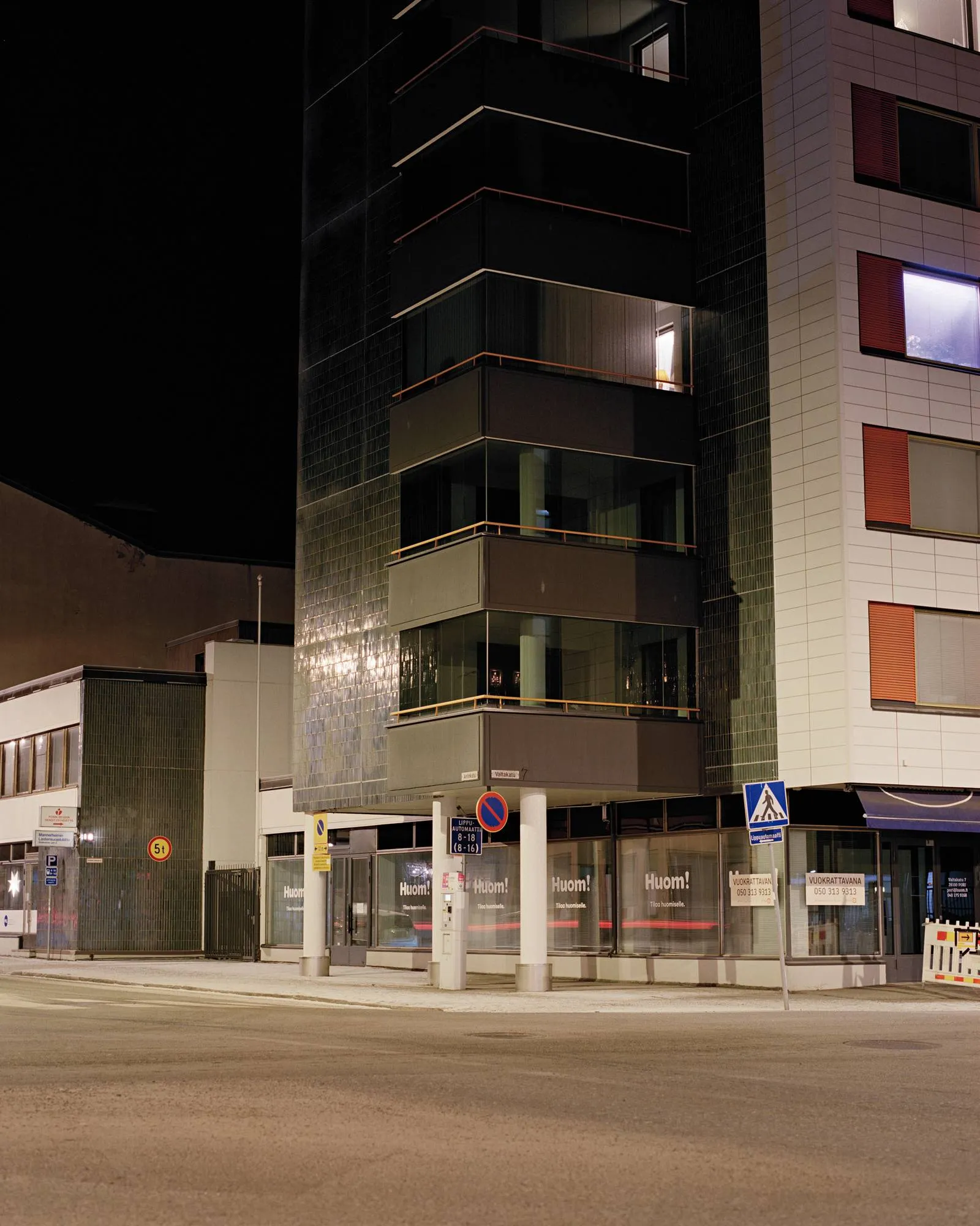 Pori: Valtakadulla vuokrataan toimitilaa.
