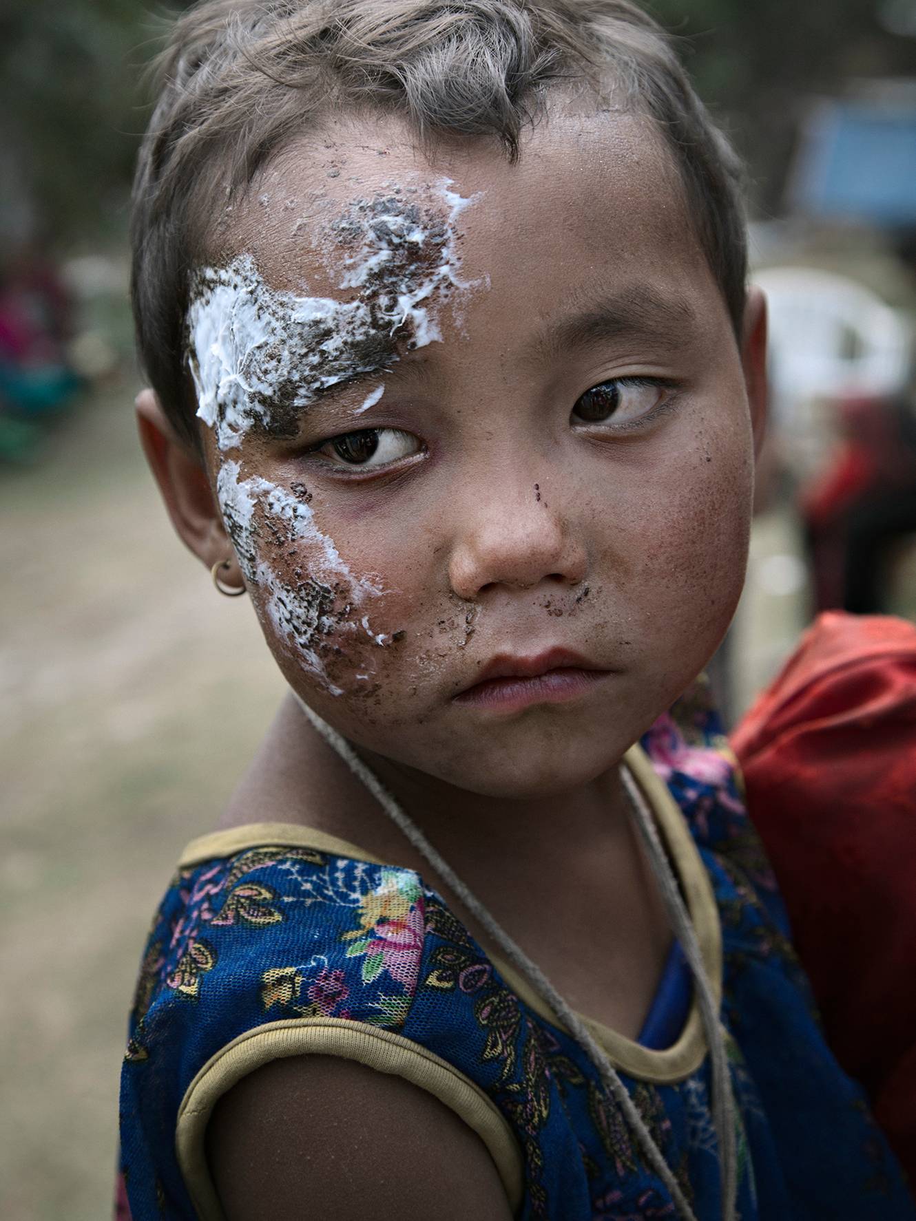 Nepal Tuho Tuli Nopeasti Maanj ristyksen Arvet J iv t 