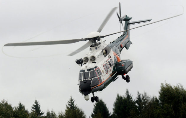 Rajavartiolaitoksen vartiolentolaivueen Super Puma Malmin lentokentällä Helsingissä 13. elokuuta 2016.