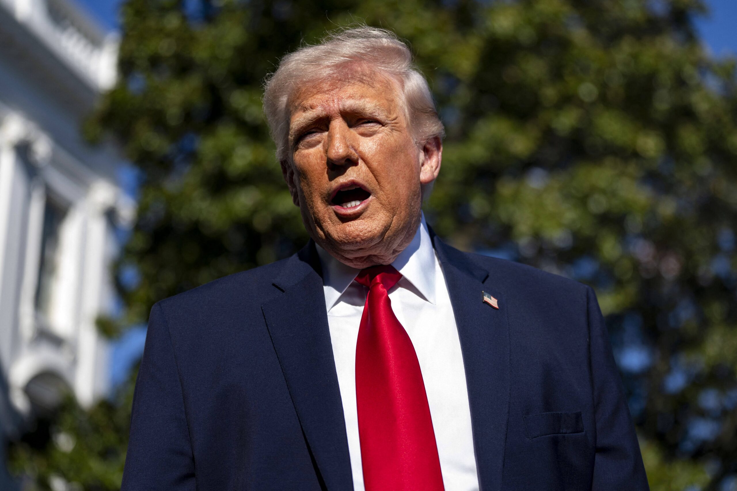 Analyysi: Trump purkaa pettymystään liittolaisiinsa – Yhdysvaltain Nato-suhde on penseä ja vaikeaselkoinen