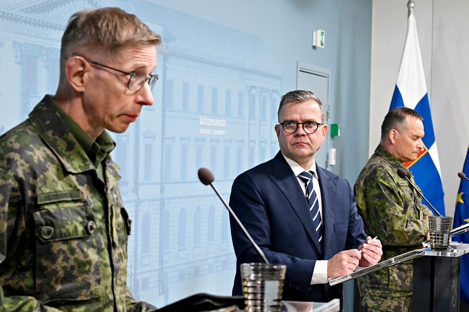 Drooniuhkista tiedottaminen ontuu, koska kansalaisen näkökulma unohtuu