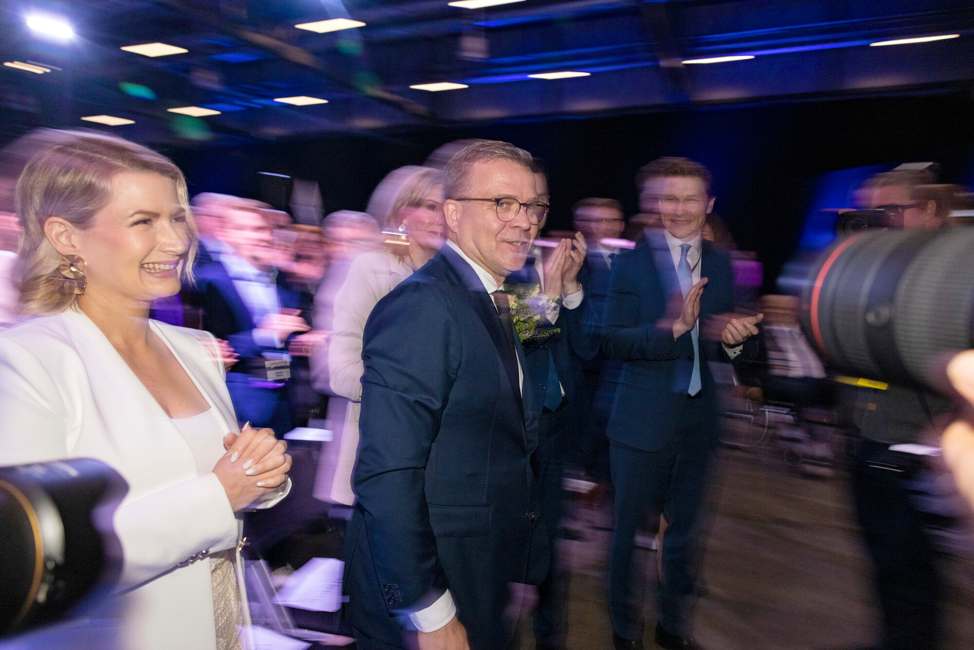 Ralliauto, liekinheitin… Orpo pani uuden vaihteen 